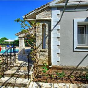 3 bedroom villa with pool in Kassiopi, Corfu, sleeps 6